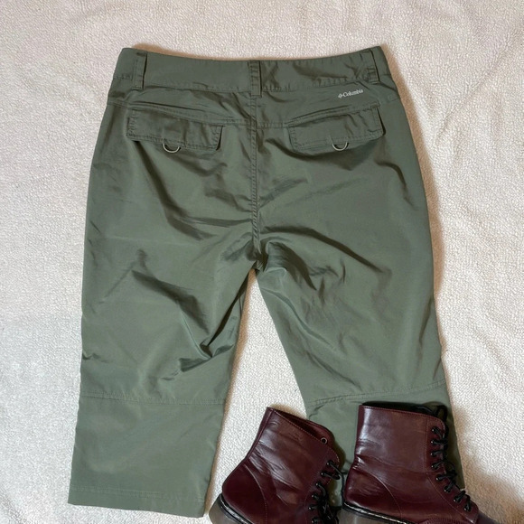 Columbia Omni Shield Midrise Hiking Bermuda Length Cargo Shorts - Picture 10 of 13